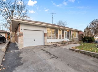45 Stevenson Rd N, Oshawa, ON L1J 5M4