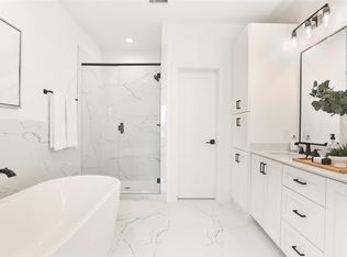 1020 W 15th 1/2 St #A, Houston, TX 77008