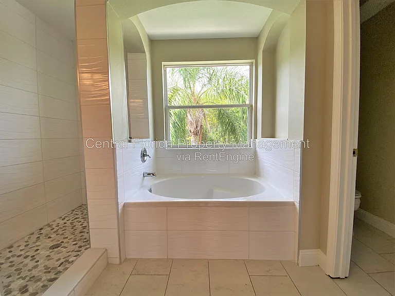 4115 Andover Cay Blvd — Photo 25
