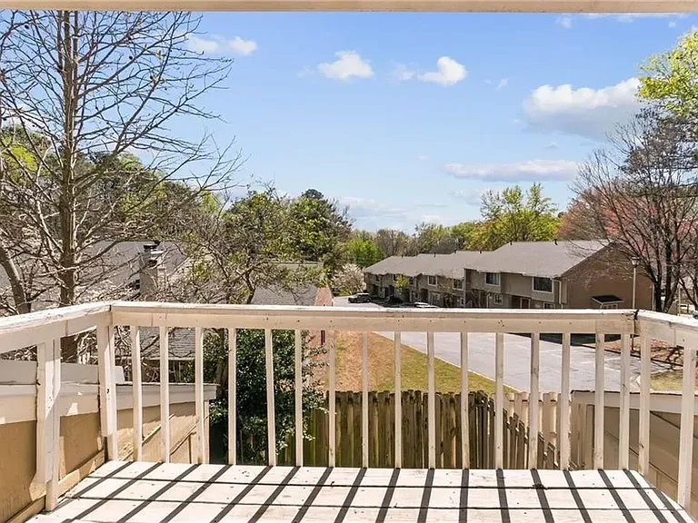 2163 Palmyra Dr SE — Photo 16