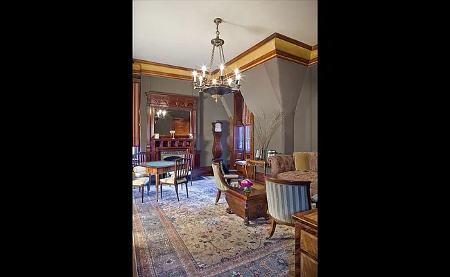 Sold by Douglas Elliman | media 15