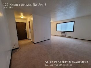 129 Harbet Ave NW APT 3, Cedar Rapids, IA 52405