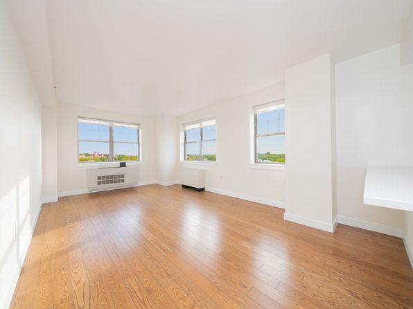 75-25 153rd St #1102