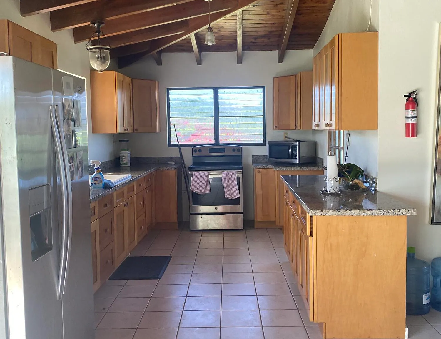 3 bed, 1500 sqft, $3,800 — Photo 2