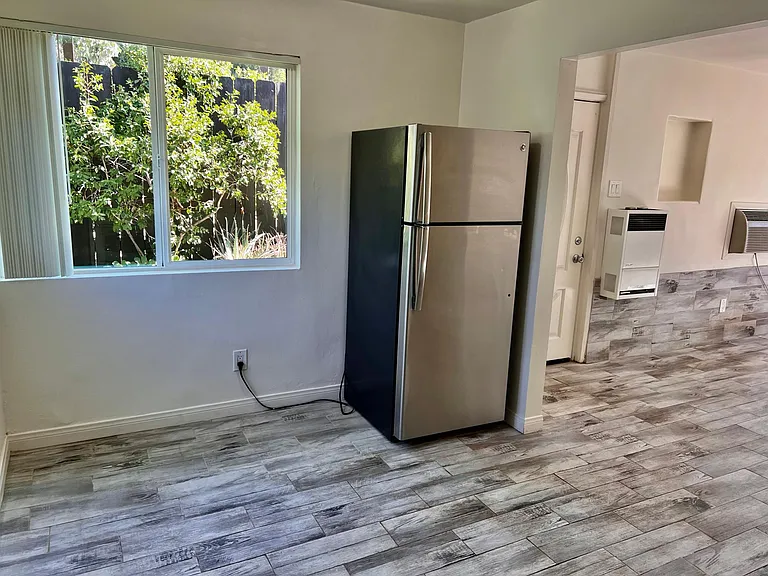 5003 Williams Ave — Photo 10