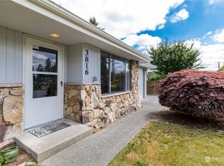 3816 NE 12th St, Renton, WA 98056