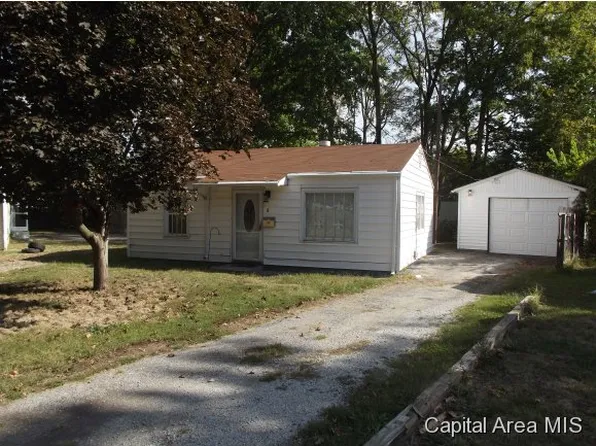 8 Goodwin Ct, Springfield, IL 62704