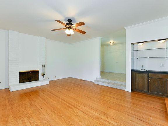2nd image of 120 Milliken Creek Drive