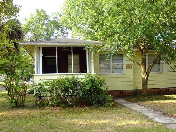 2nd image of 3302 Green St