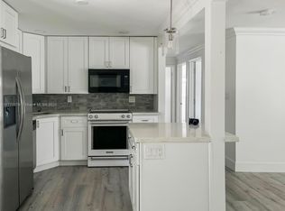 5709 Douglas St #1, Hollywood, FL 33021