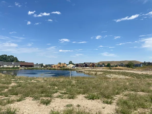 2 Dundee Cv, Sheridan, WY 82801