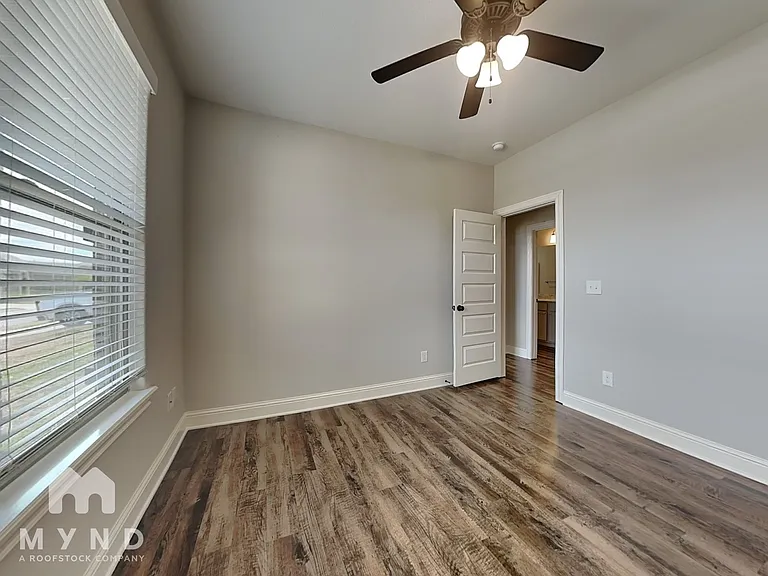 741 Captain Stockton St — Photo 17