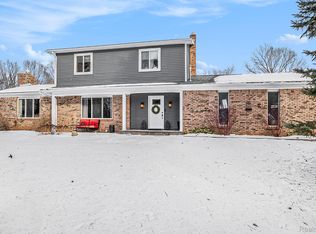 11177 Horton Rd, Holly, MI 48442