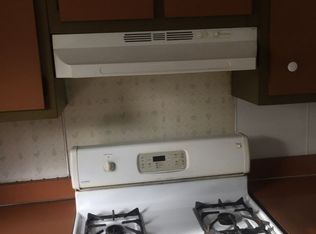 469 3rd St APT 21, Pitcairn, PA 15140