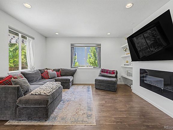 3rd image of 8917 Red Bud Street