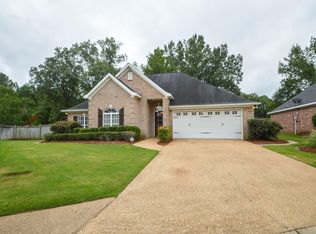 109 Laurel West Cv, Starkville, MS 39759