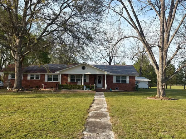 3988 Barrytown Rd, Gilbertown, AL 36908