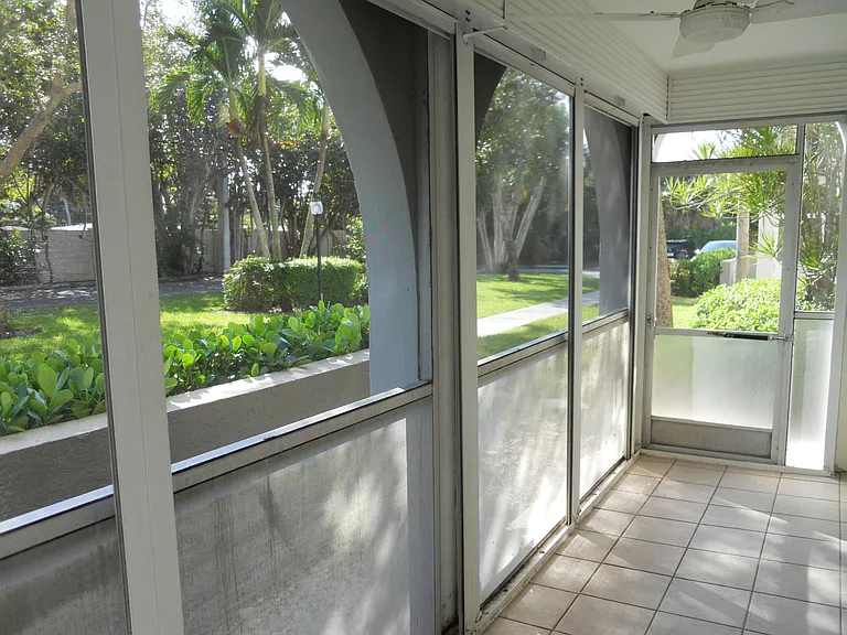 250 NE 20th St #123S — Photo 25