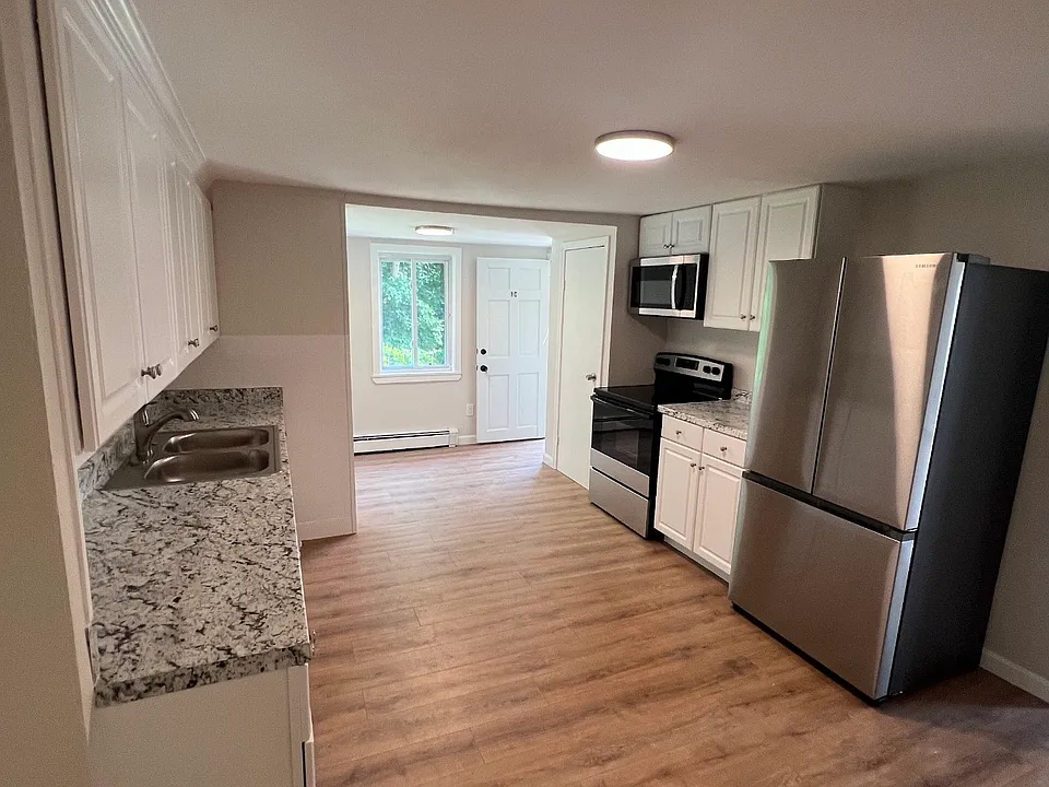 102 Mendon St #1C