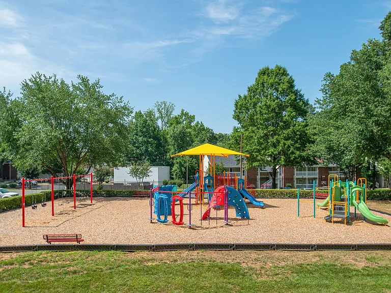 Oasis at Regal Oaks — Photo 29