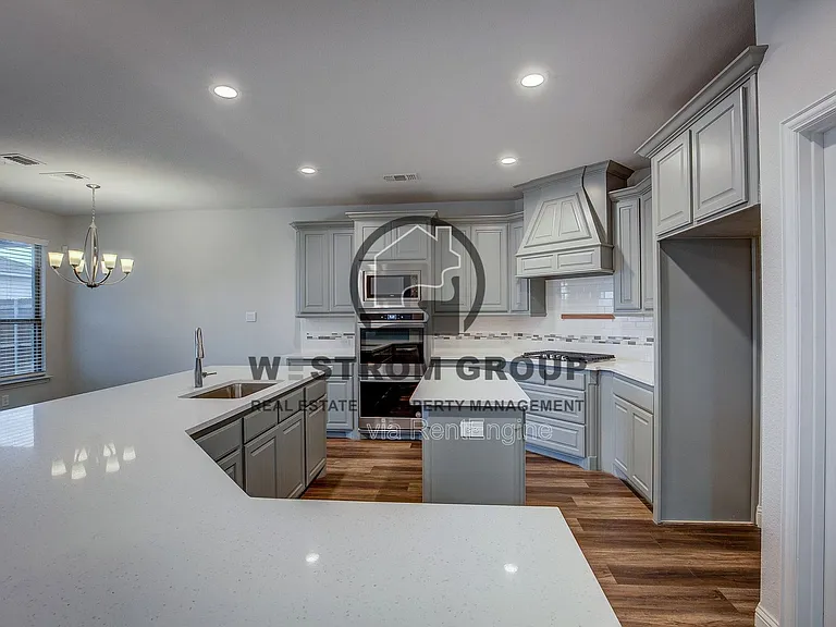 10320 Linger Ln — Photo 20
