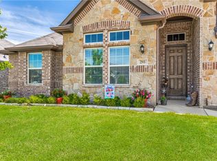 293 Pine Crest Dr, Justin, TX 76247