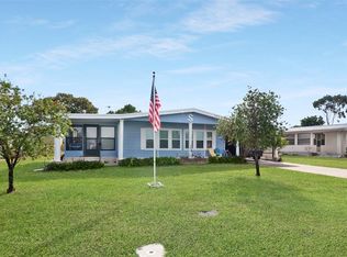 1444 Apache Cir, Tavares, FL 32778