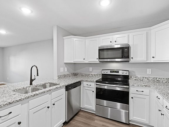 3rd image of 2186 Peachers Mill Rd Unit A8