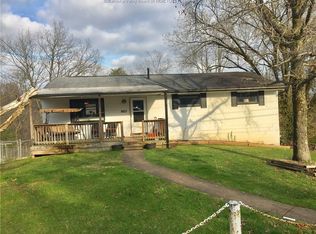 1603 Upper Midway Dr, Dunbar, WV 25064