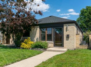 2537 Willow St, Franklin Park, IL 60131