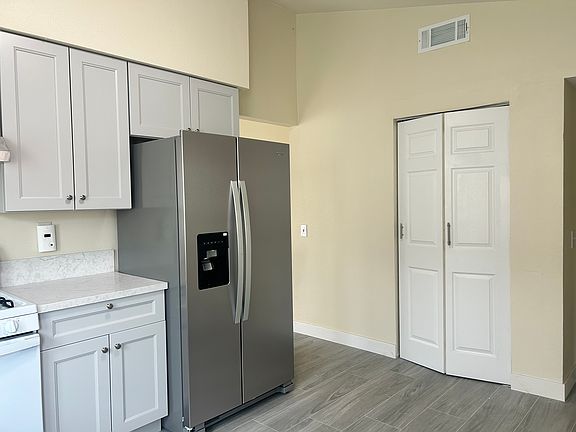 4th image of 263 Hyacinth Way