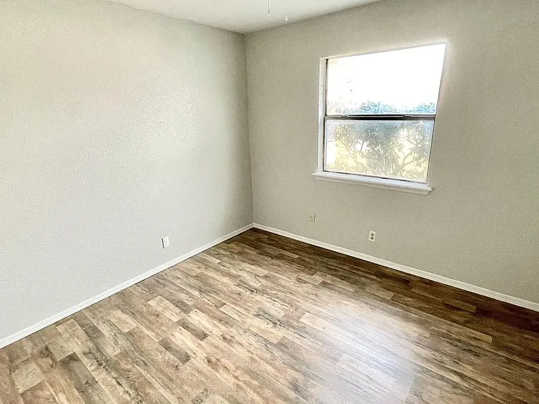 14088 S Hickory St E — Photo 7
