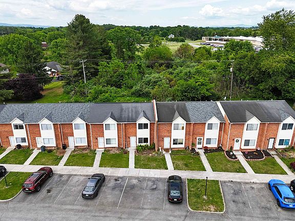 3rd image of 5878 Mebane Ave