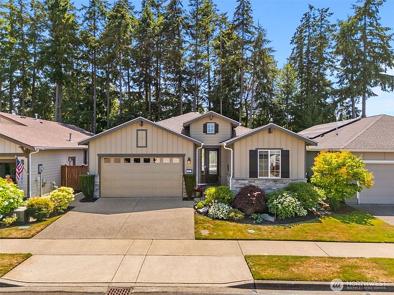 2nd image of 8227 Orcas Loop NE