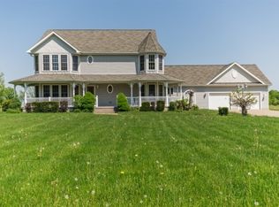 6103 Townline Rd, Lockport, NY 14094