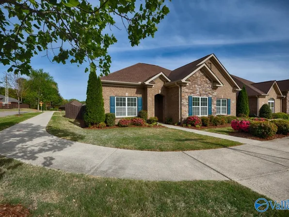 1124 Corner Brk NW, Huntsville, AL 35806