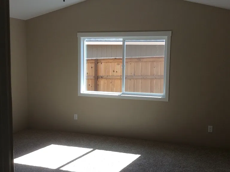 185 SE Briggs Way — Photo 19