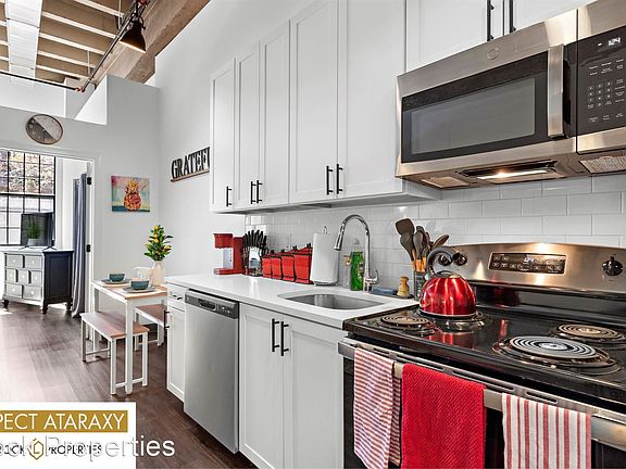 3rd image of 268 Central Ave #10646407