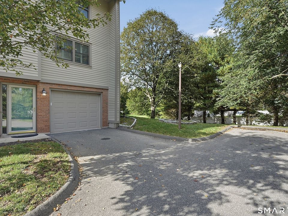 1st image of 18 Metacomet Drive #18