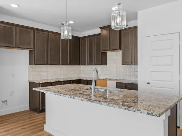 4533 Blue Mountain Laurel St, Pinehurst, TX 77362