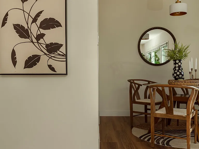 2046 S Burnside Ave — Photo 17