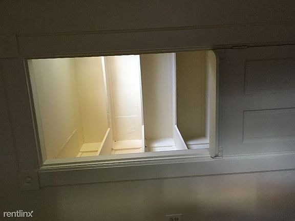 4th image of 268 N Plum St