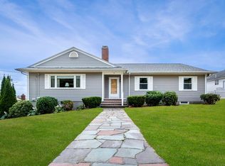 11 Timber Ln, Methuen, MA 01844