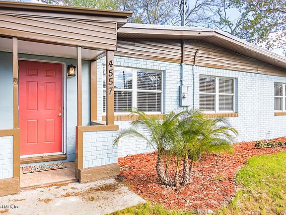 3rd image of 4557 Daughtry Blvd E