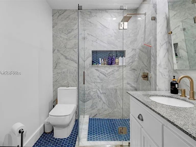 375 SW 32nd Rd — Photo 19