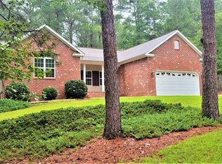 4 Carson Way, Pinehurst, NC 28374