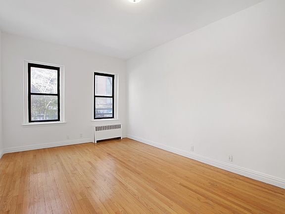 3rd image of 172 E 91st St APT 2d