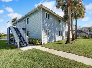 186 SE Village Dr #186, Pt Saint Lucie, FL 34952