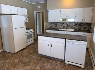 3245 Oak St APT A, Hudsonville, MI 49426