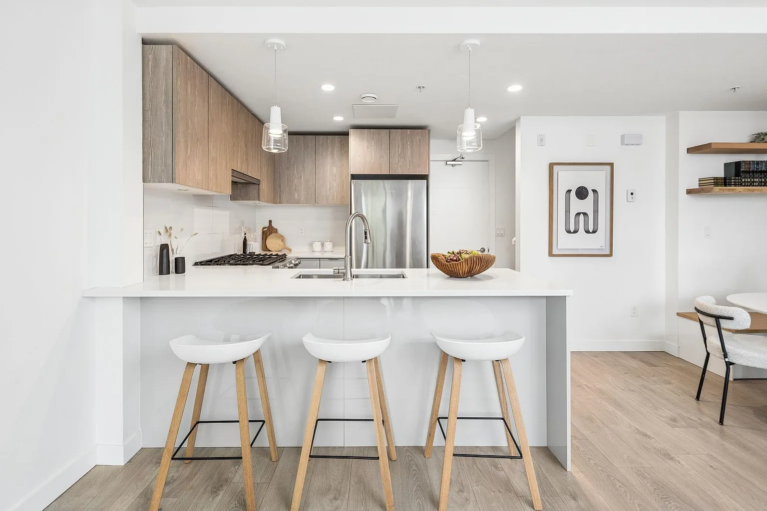 128 E 8th St #Townhouse 4 photo 1